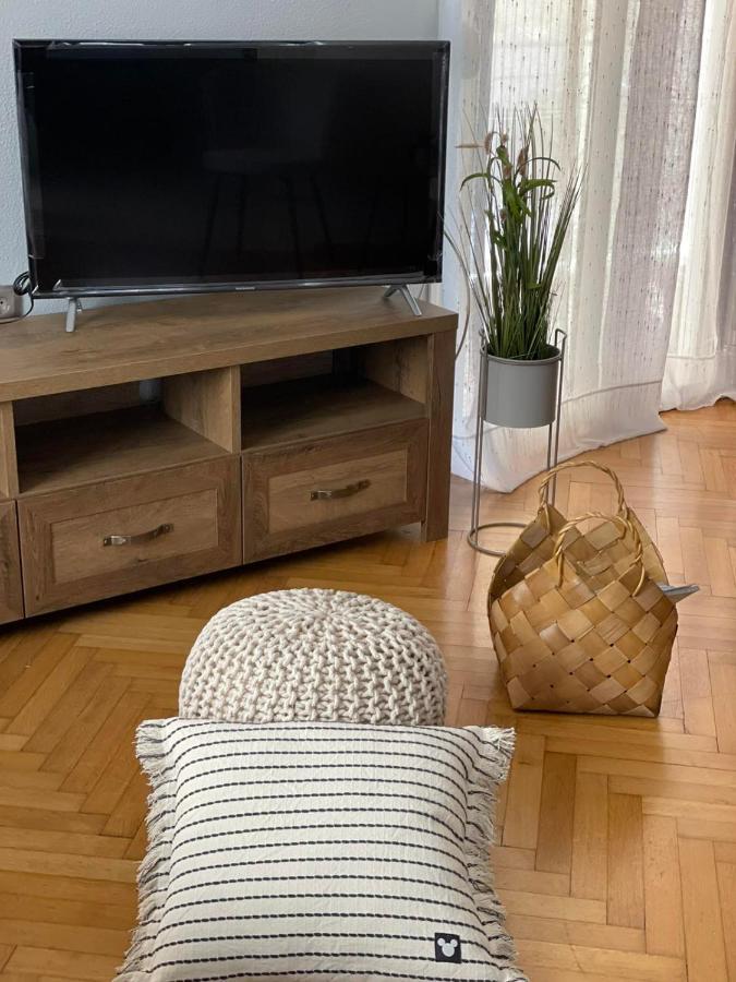 פרבזה Myrtia Home מראה חיצוני תמונה